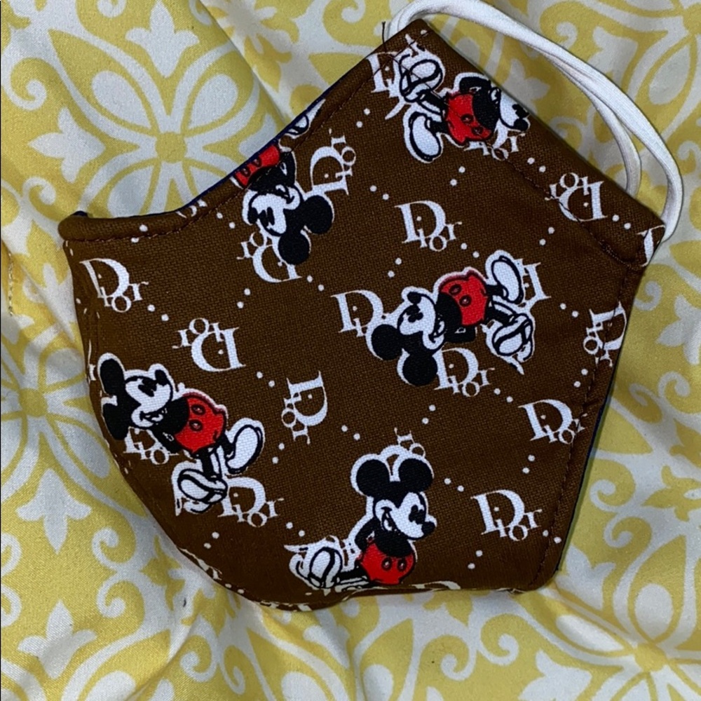 Brand new mask nwot mikey mouse brown